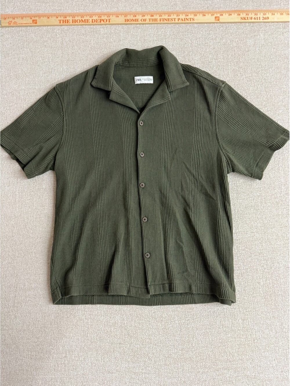 ZARA Mens Medium Olive Green Waffle Knit Short Sleeve Button Down Camp Shirt